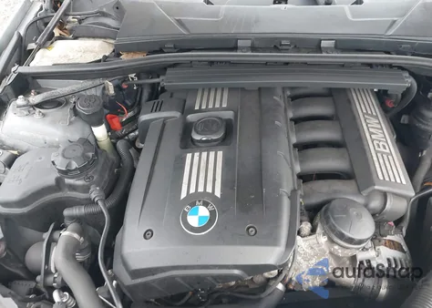 2011 BMW 328I xDrive z USA, uszkodzony, nr VIN WBAKF5C59BE586471